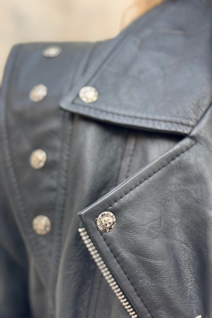 CHAQUETA LEATHER SPACE BLACK