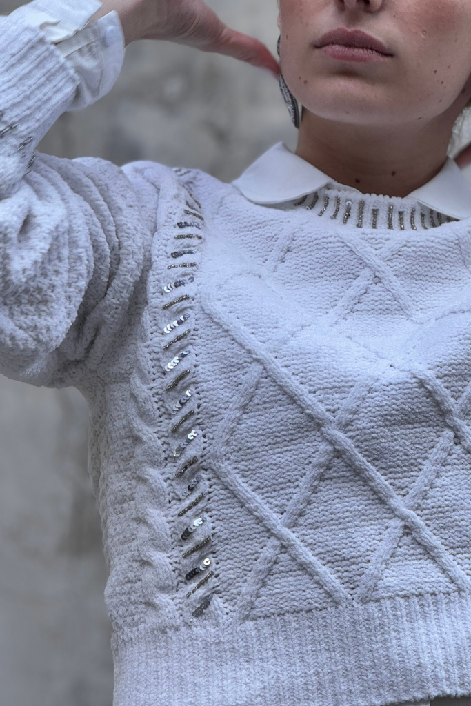 SWEATER TRUST WHITE