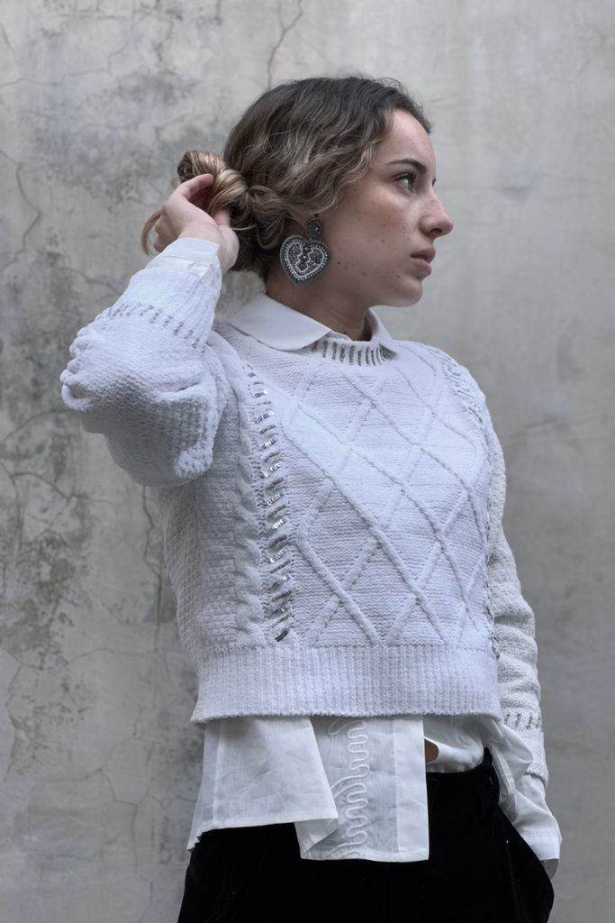 SWEATER TRUST WHITE
