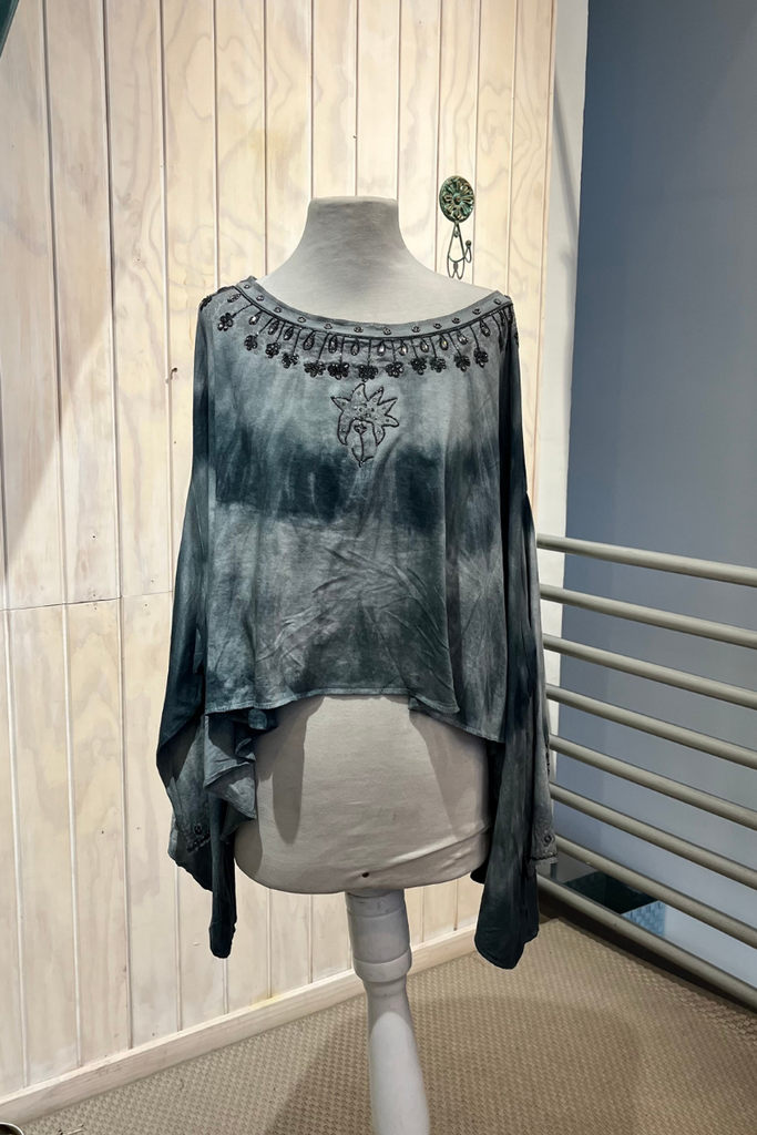 CAPA CON MANGAS DEGRADE AZUL TALLA S/M