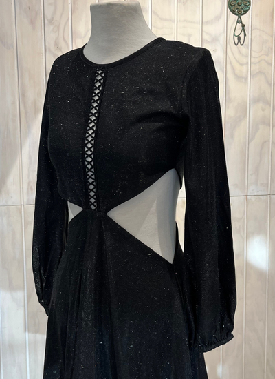 VESTIDO MINI NEGRO CON BRILLOS MANGA LARGA TALLA XS