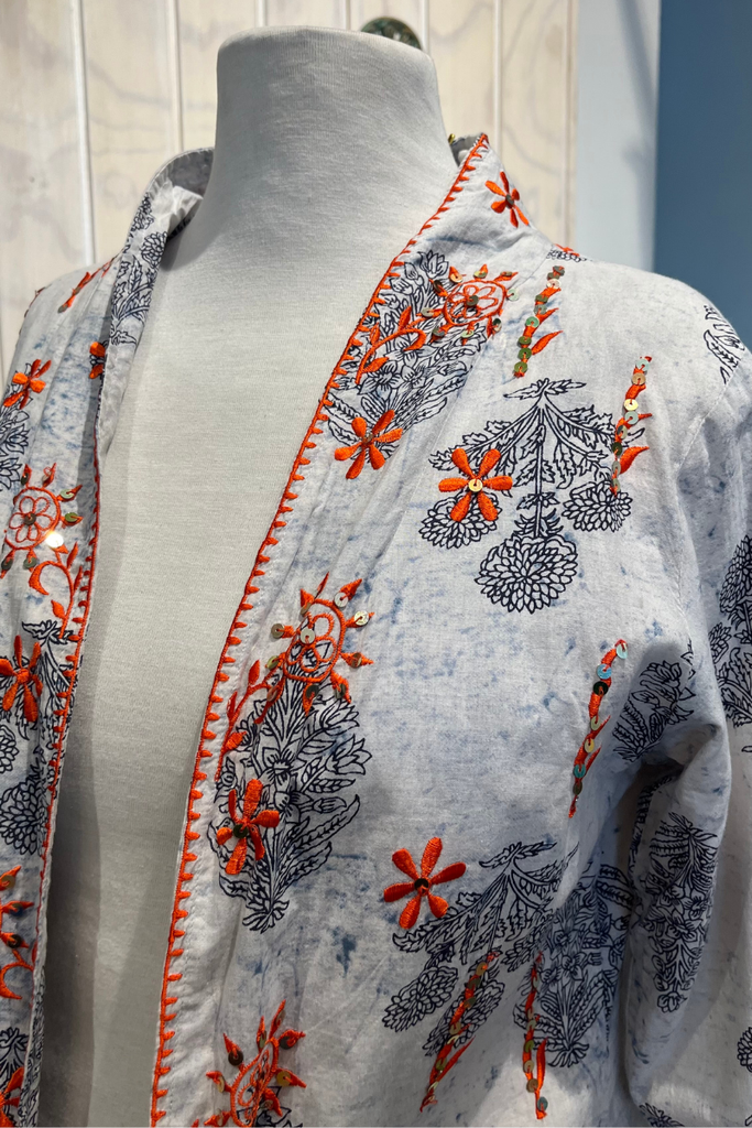 CHAQUETA CON DETALLES NARANJOS TALLA XS/S