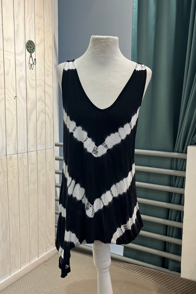 TOP TEÑIDO NEGRO TALLA S
